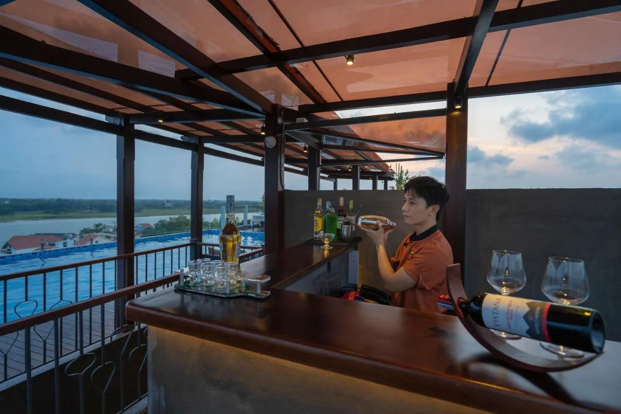 *****  Cozy Savvy Boutique Hotel Hoi An Vietnam