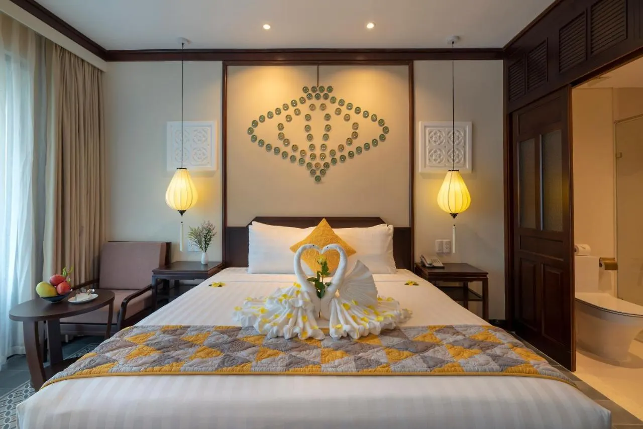 Cozy Savvy Boutique Hotel Hoi An