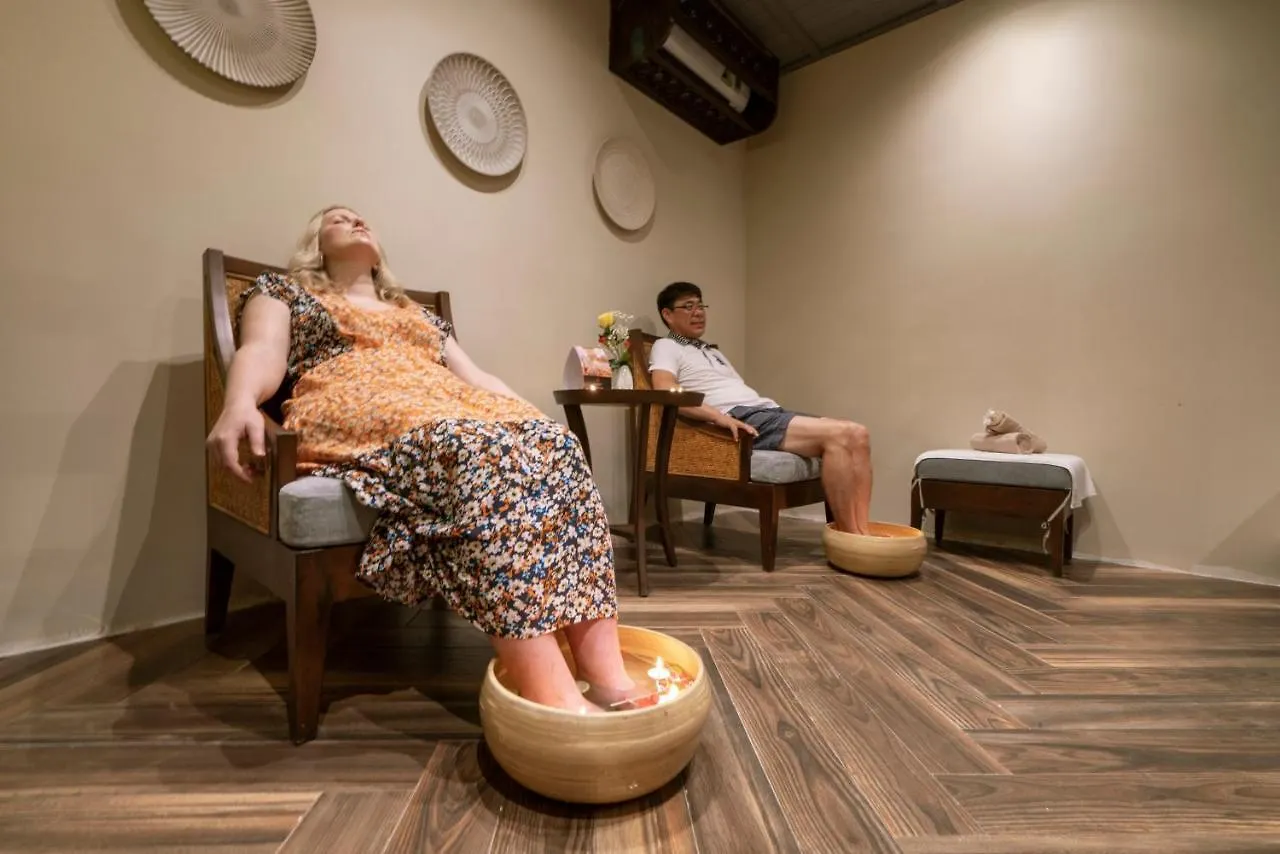 Cozy Savvy Boutique Hotel Хойан