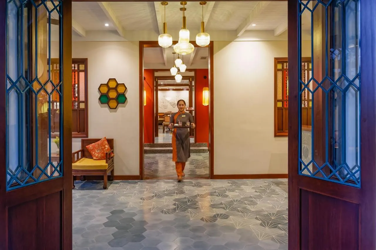Cozy Savvy Boutique Hotel Хойан